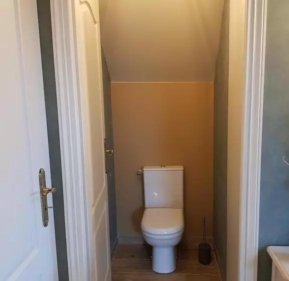 ベッドアンドブレックファースト Chambres D Hôtes De La Mauguinière