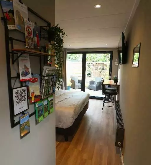 Aamiaismajoitus (B&B) De Monarchvlinder