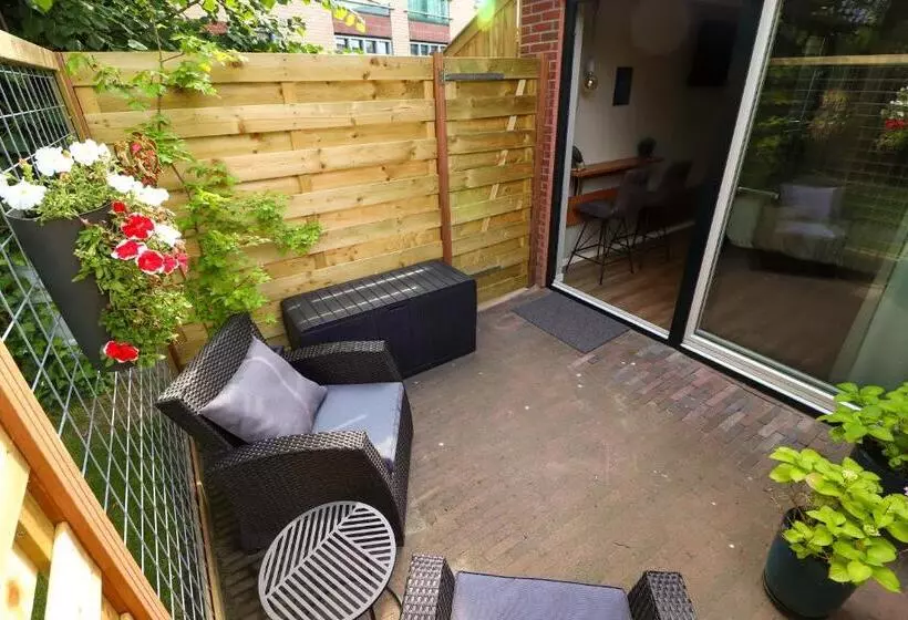 Aamiaismajoitus (B&B) De Monarchvlinder