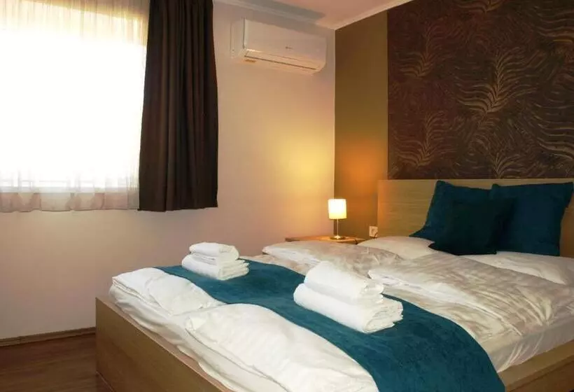 Aamiaismajoitus (B&B) Garden Club Panzió