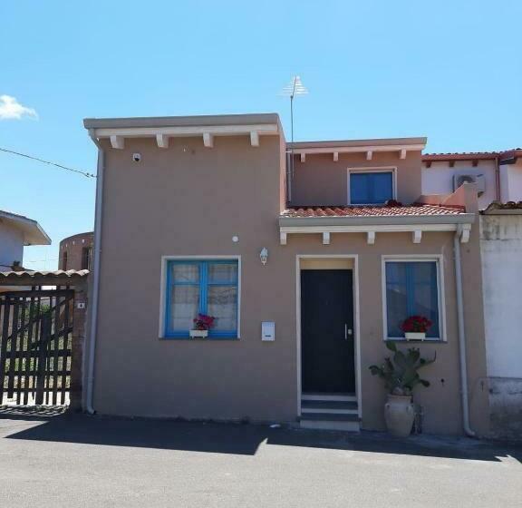 住宿加早餐  La Vecchia Dimora