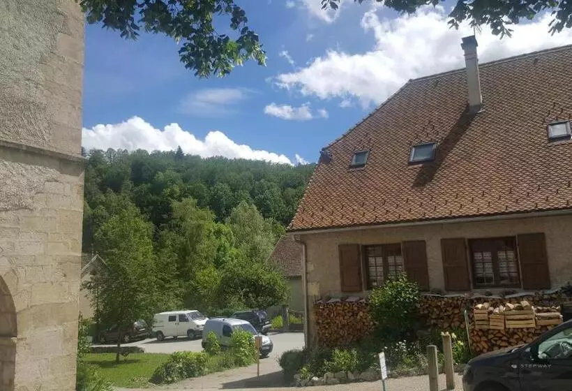 Aamiaismajoitus (B&B) Les Vagabonds Du Mont