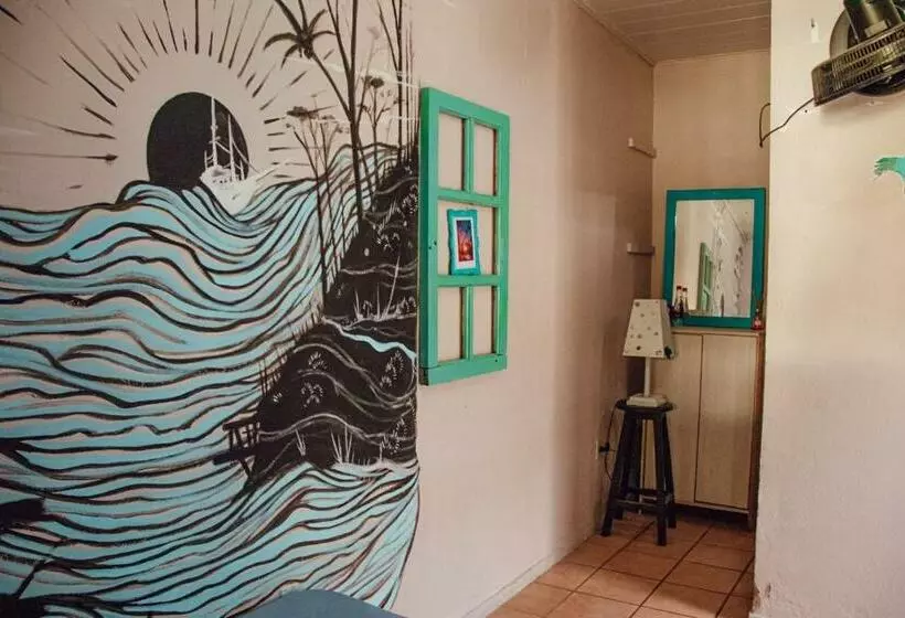 Hostel Barra Bar