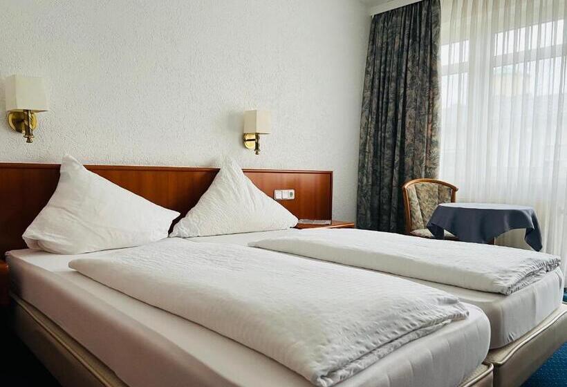 호스텔 Weller Kahl Am Main