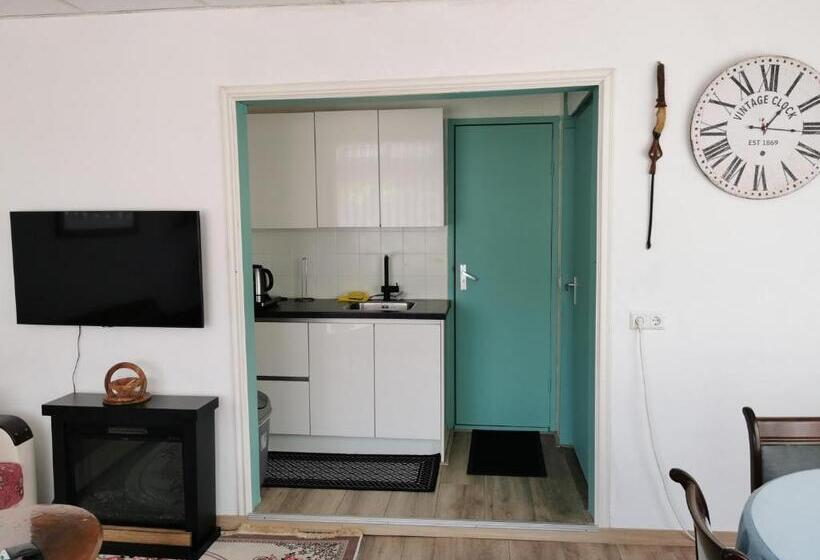 Bed and Breakfast Studio Huzur