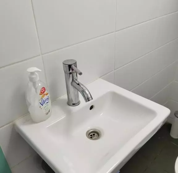 ベッドアンドブレックファースト Studio Huzur