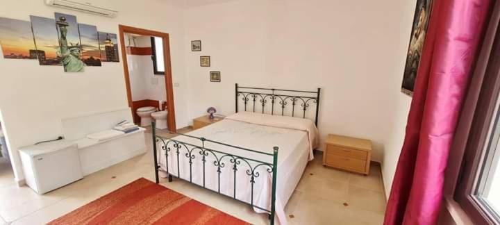 Bed and Breakfast Twin Tails