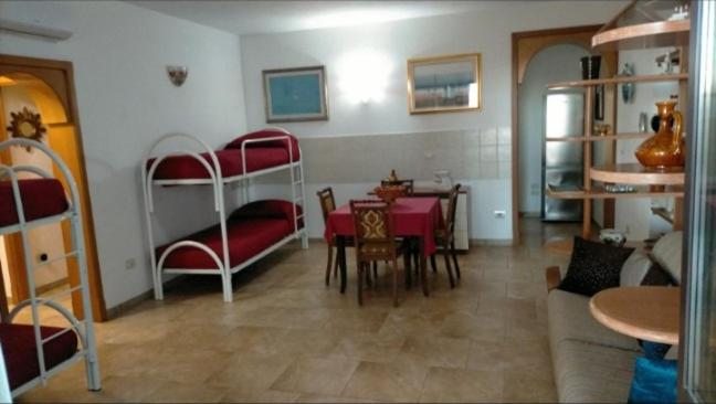 Bed and Breakfast Twin Tails