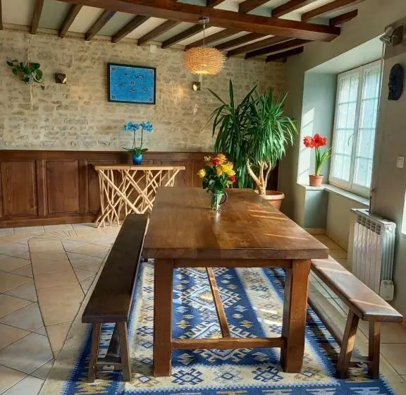 ベッドアンドブレックファースト Chambres D Hôtes De Charme Entre Bayeux Et Les Plages Du Débarquement