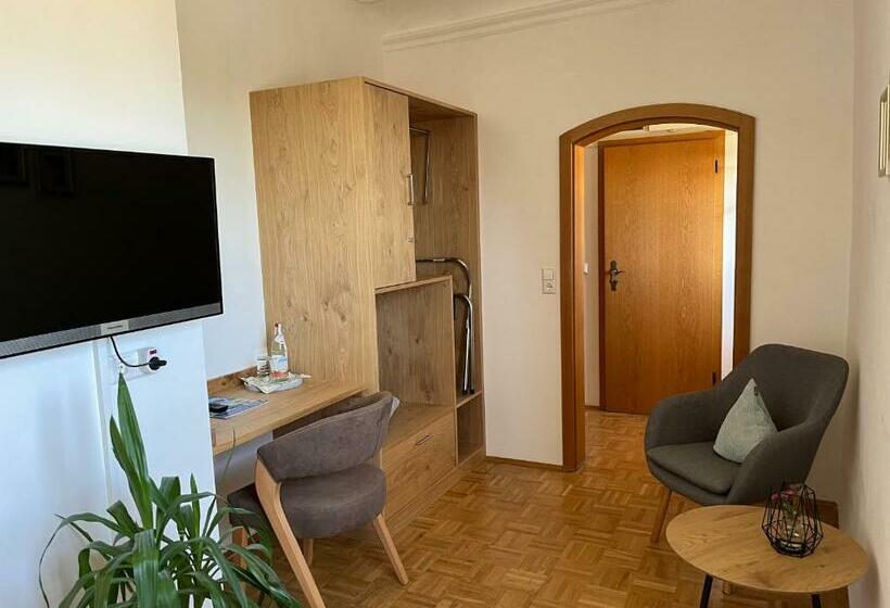 Bed and Breakfast Gasthof   Pension   Adler