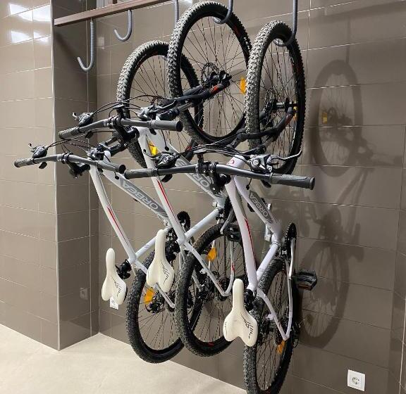 هتل Bodega FyA - Grupo Piérola