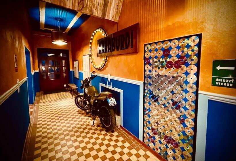 Szálloda Haraburdi® Recyclart