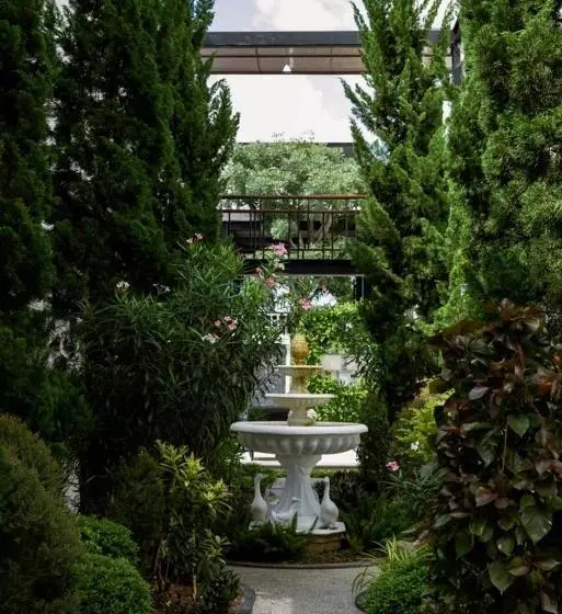 Hotelli The Gold Living Life