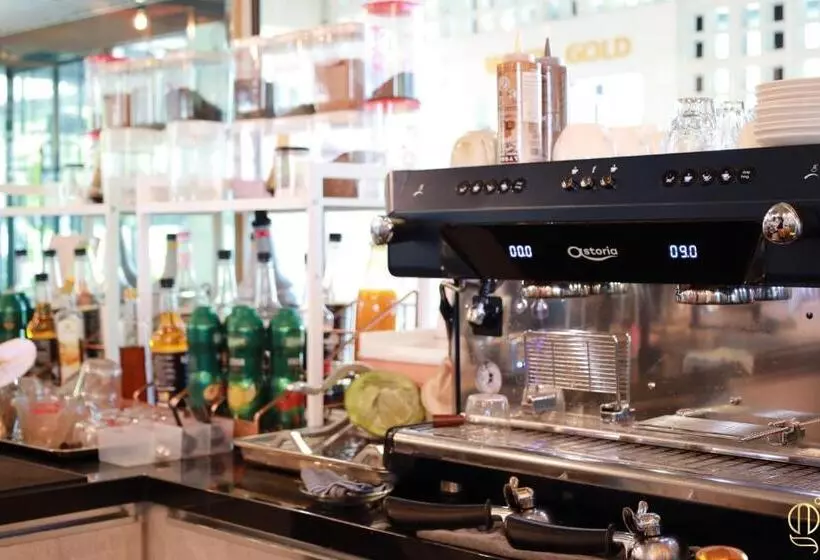 Hotelli The Gold Living Life