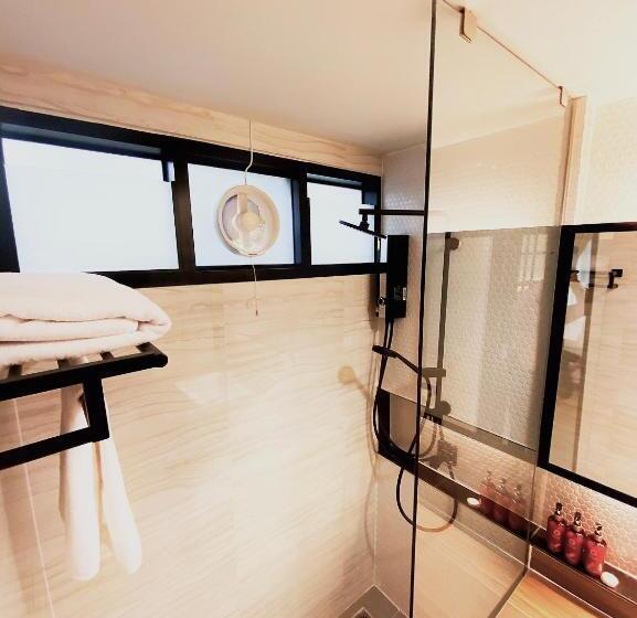 酒店 The Gold Living Life