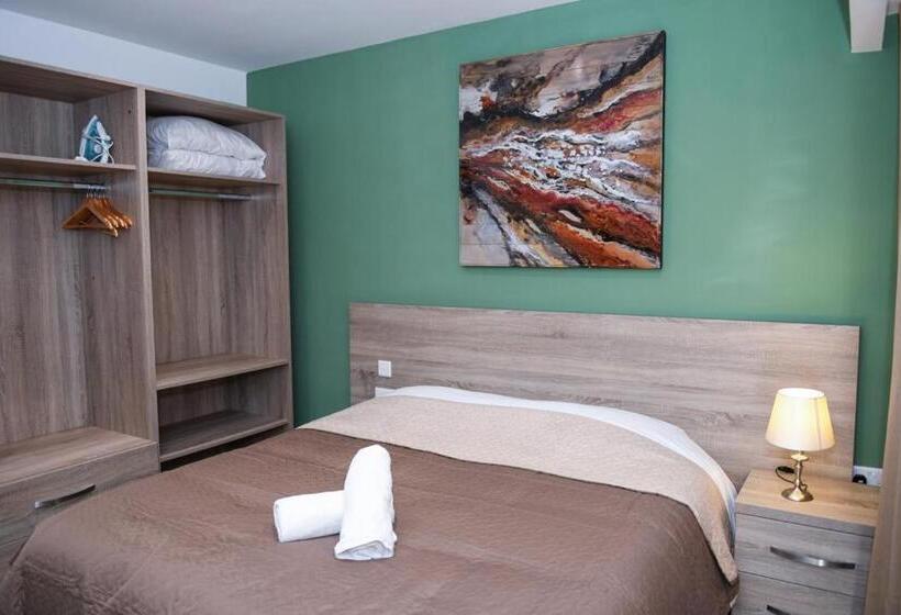 پانسیون Dghajsa Guest House