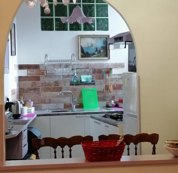 ペンション Radici Etrusche Sutri