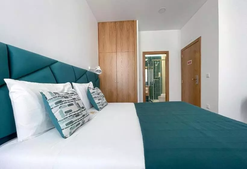 هاستل Soldouro Train Suites