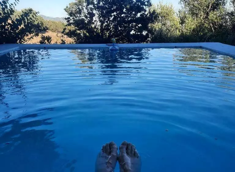 ベッドアンドブレックファースト Alpujarra Guesthouse, Habitaciones En Un Cortijo Sostenible Y Aislado En Medio De La Nada En Parque