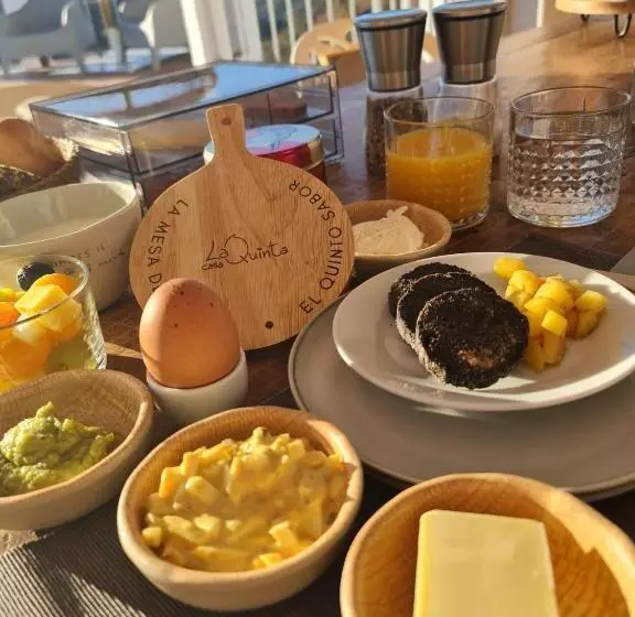 Aamiaismajoitus (B&B) Casa La Quinta