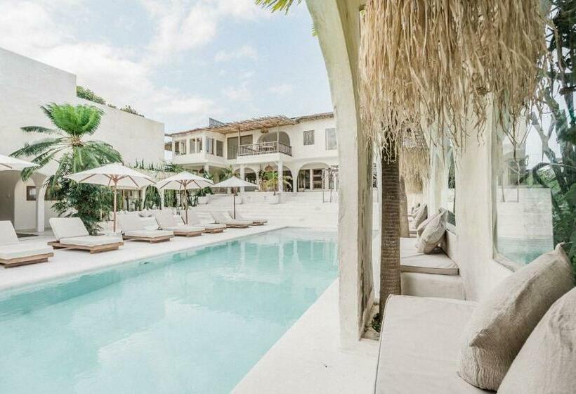 בית מלון כפרי Sages