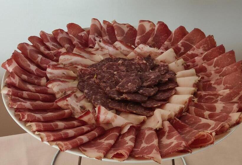 בית מלון כפרי Villa Proserpina