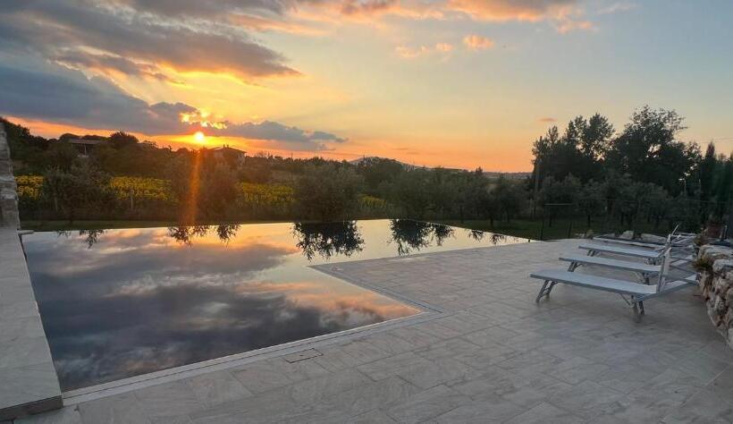 בית מלון כפרי Villa Proserpina