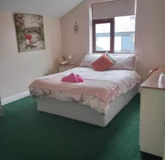 پانسیون Edwards Cosy B&b