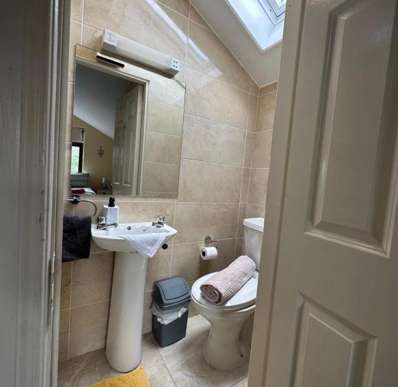 펜션 Edwards Cosy B&b