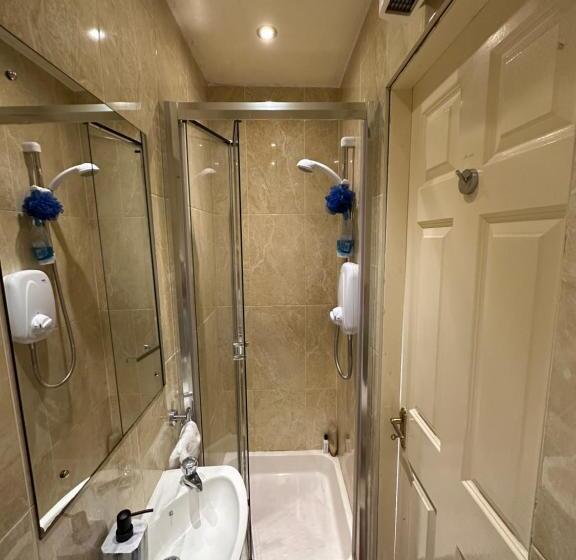 펜션 Edwards Cosy B&b