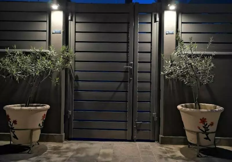 Andrew S Luxury Residence