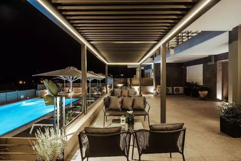 Andrew S Luxury Residence