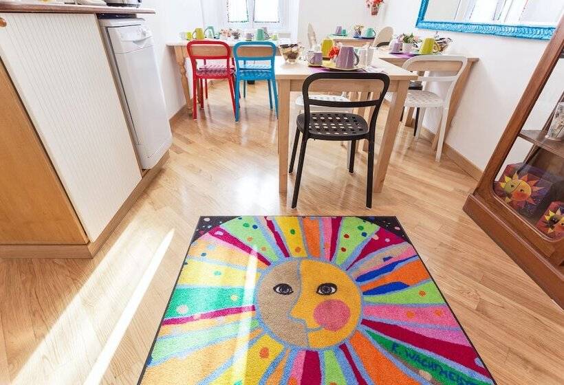 تختخواب و صبحانه Gli Artisti