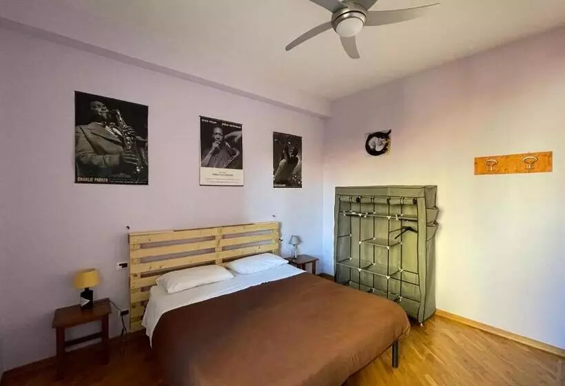 تختخواب و صبحانه Santo Spirito