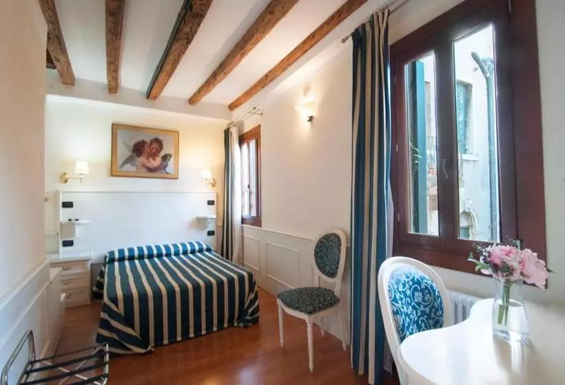 Aamiaismajoitus (B&B) Venice Resorts Guest House