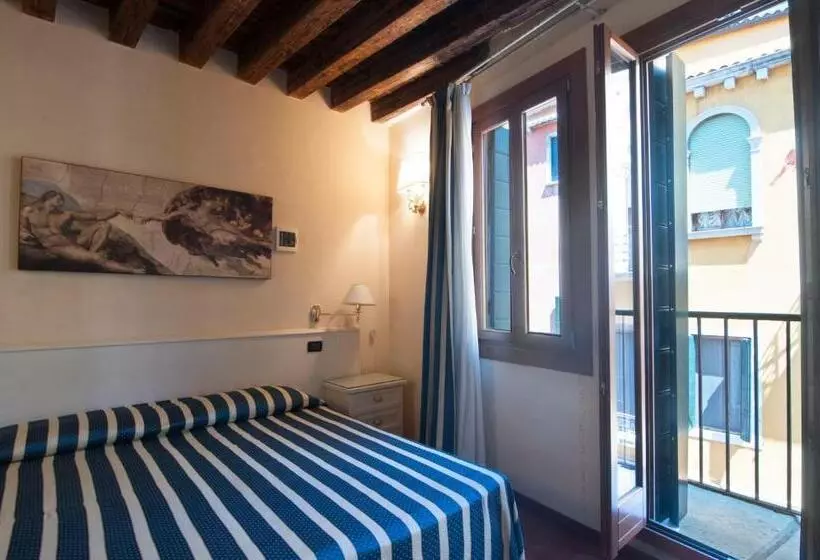 Aamiaismajoitus (B&B) Venice Resorts Guest House