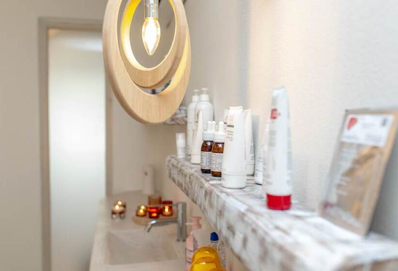 Cycladic Islands Hotel & Spa