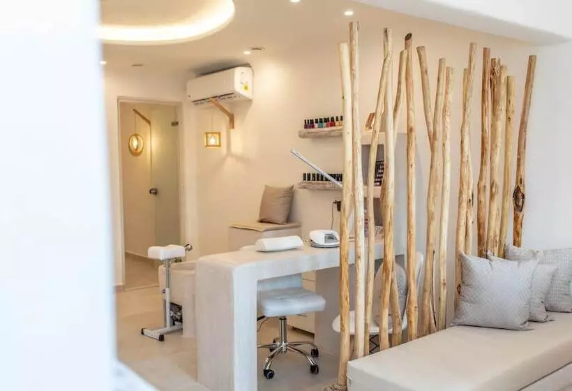 Cycladic Islands Hotel & Spa