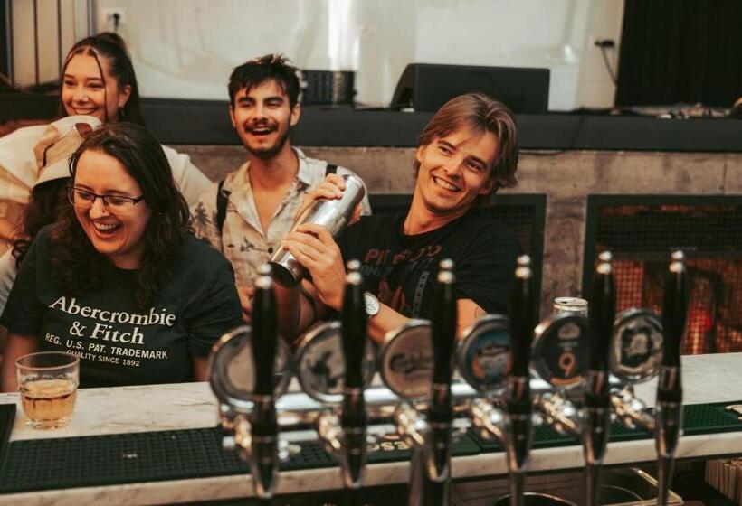 פונדק Yellowsquare Rome