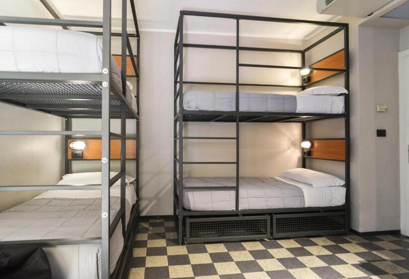 פונדק Yellowsquare Rome