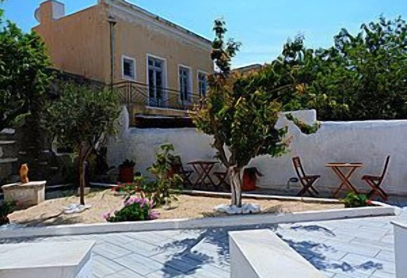 호텔 Captain Manolis