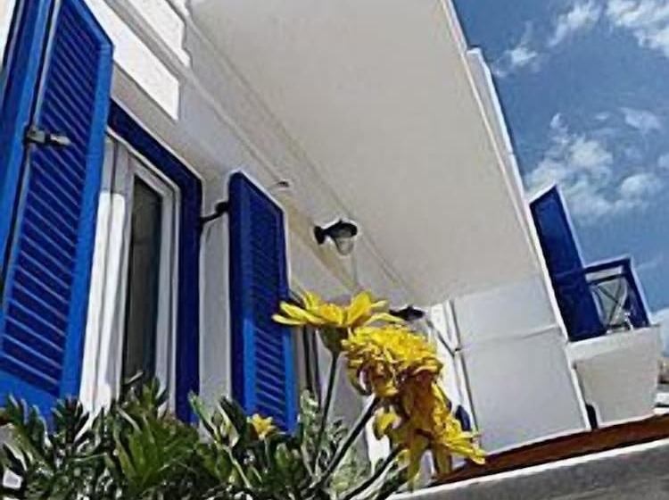 호텔 Captain Manolis