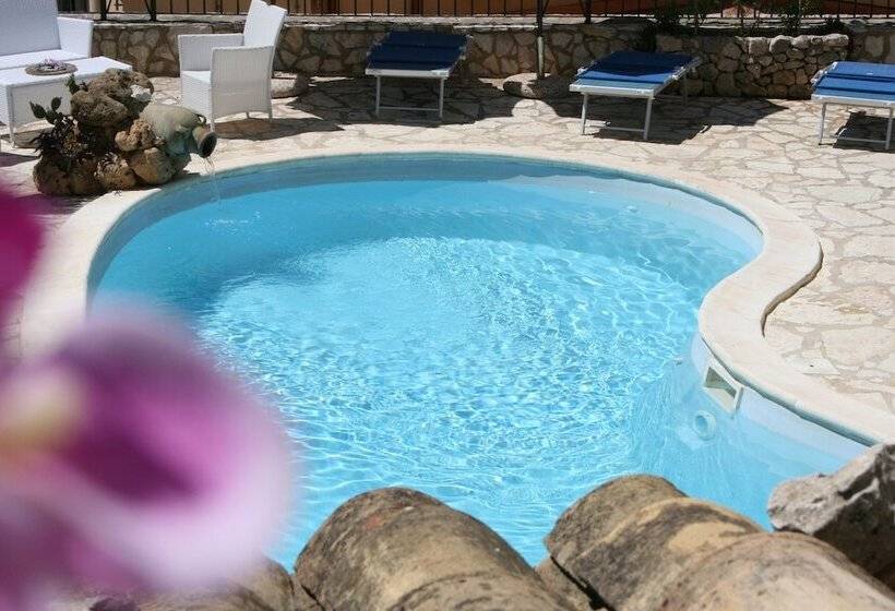 Отель Il Cortile