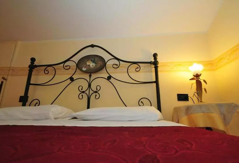 Hotelli Locanda Sant Anna