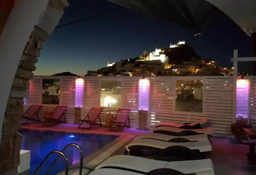 هتل Markos Village Pension