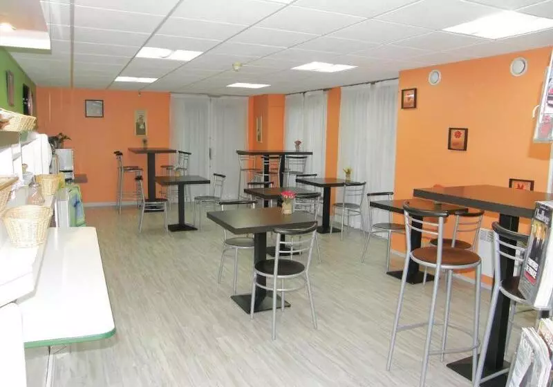 Отель Mister Bed Lomme