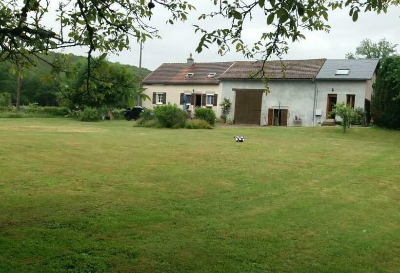 住宿加早餐  Chambre D Hôte Le Châtaignier