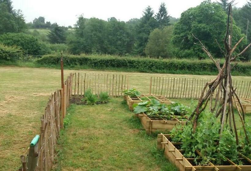 住宿加早餐  Chambre D Hôte Le Châtaignier