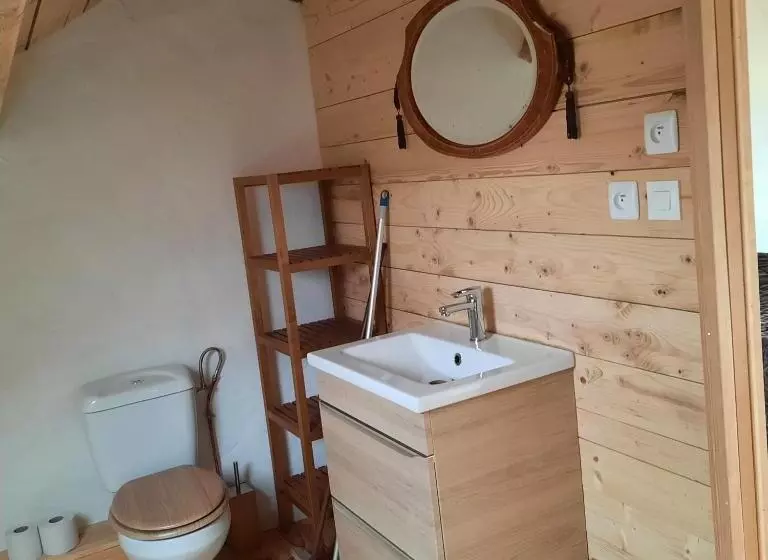 ベッドアンドブレックファースト Chambre D Hôte Le Châtaignier