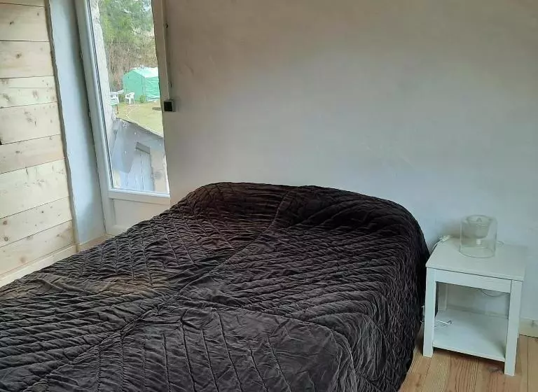 ベッドアンドブレックファースト Chambre D Hôte Le Châtaignier